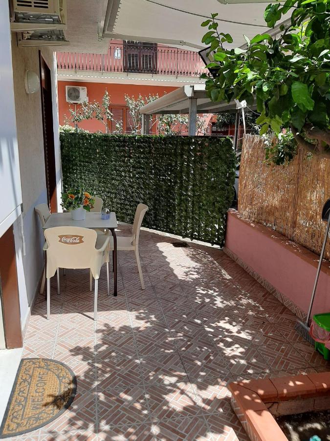 Holiday House Marlin Giardini Naxos Eksteriør billede