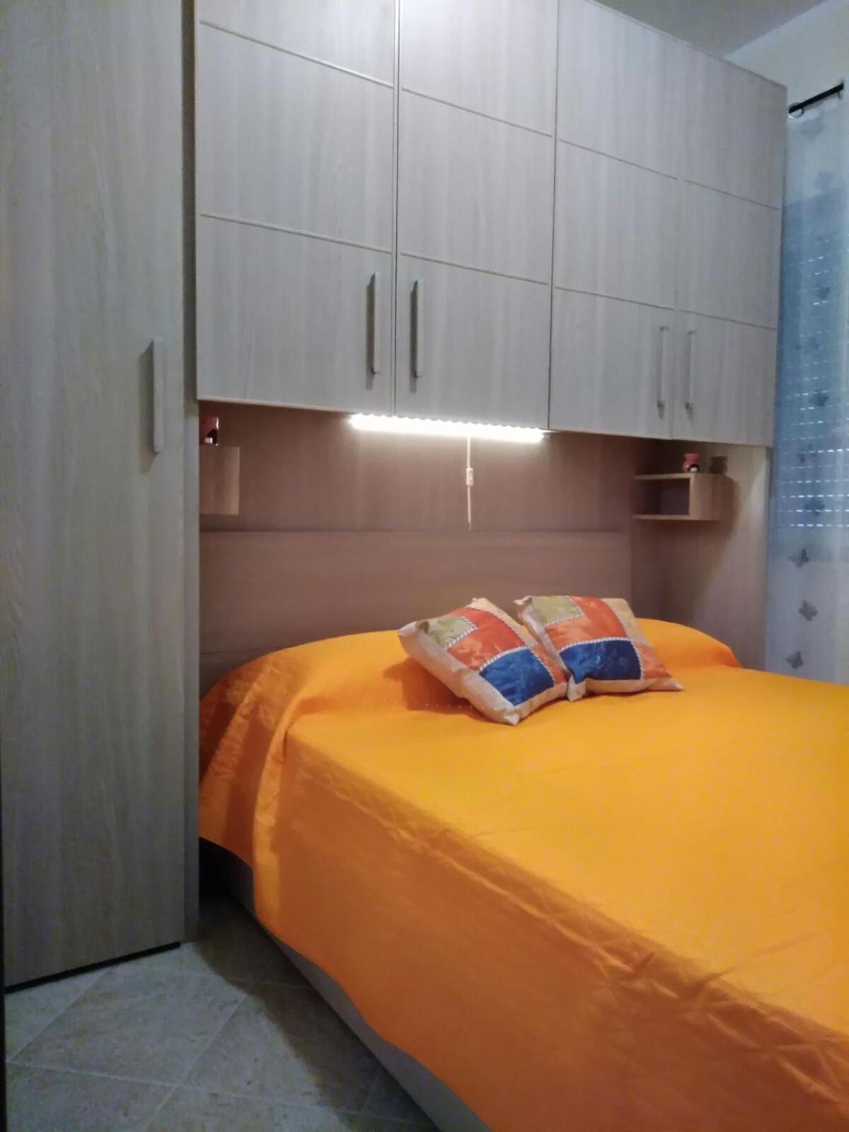 Holiday House Marlin Giardini Naxos Eksteriør billede