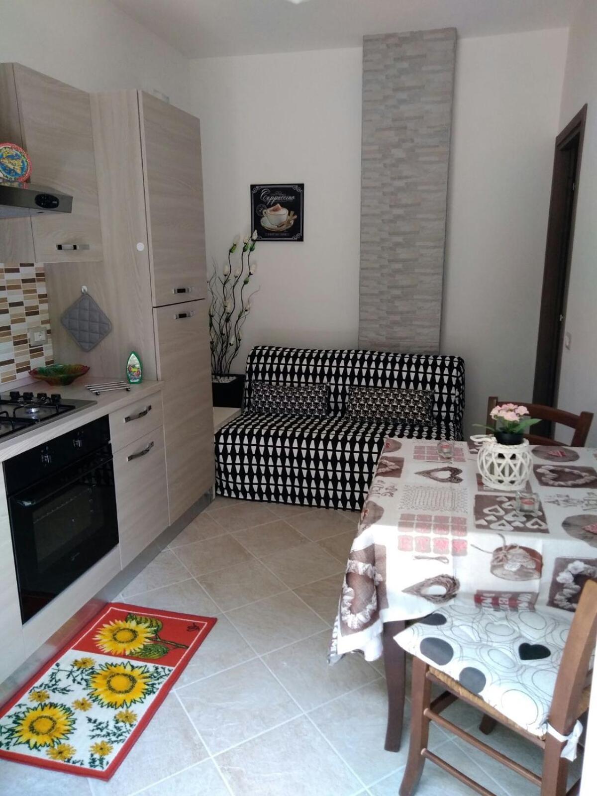 Holiday House Marlin Giardini Naxos Eksteriør billede
