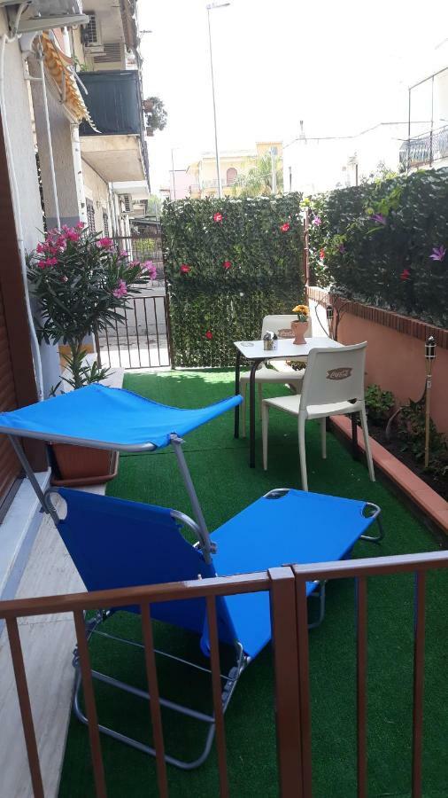 Holiday House Marlin Giardini Naxos Eksteriør billede