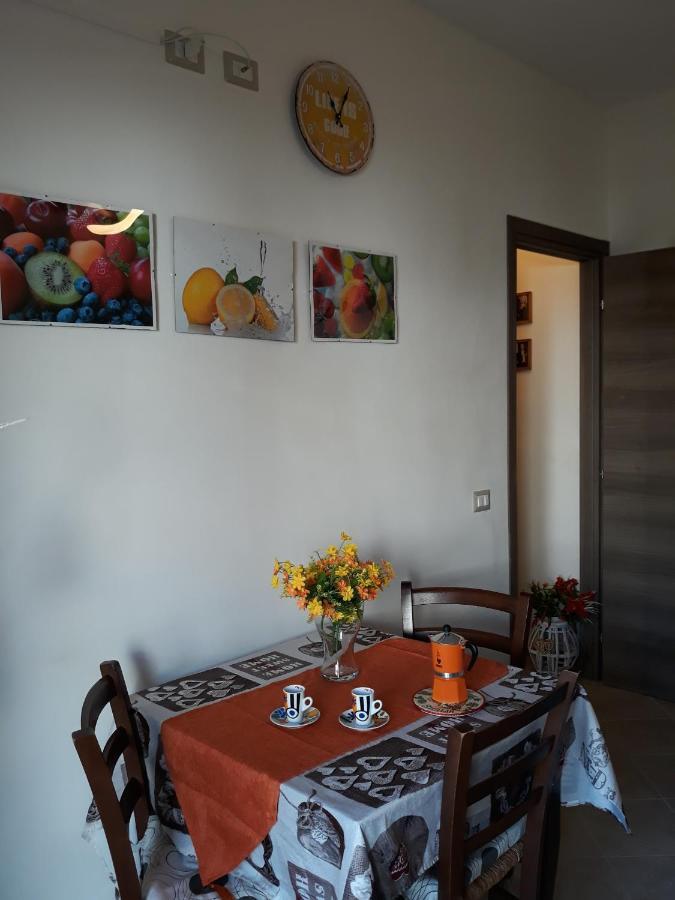 Holiday House Marlin Giardini Naxos Eksteriør billede